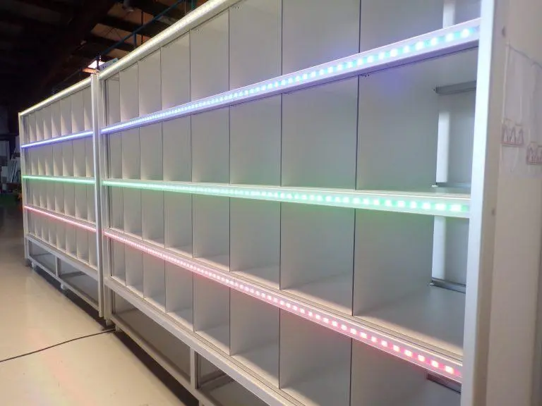 Nouveautés Signature One : bandeau led sur un meuble de tri