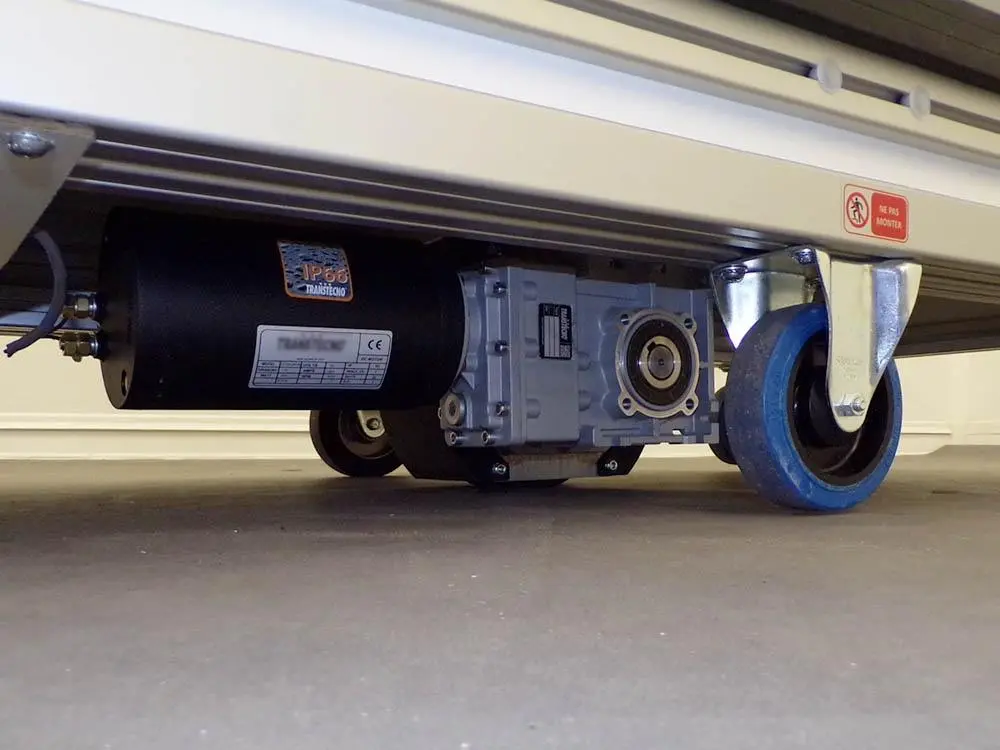 Motorisation des chariots de picking : zoom sur les roulettes