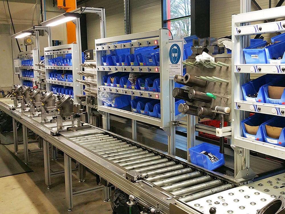 Poste de montage pour logistique de fabrication industrielle