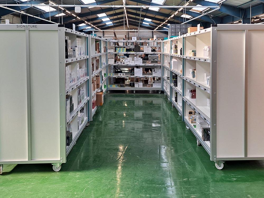 Mise en stock : meubles de tri et de stockage
