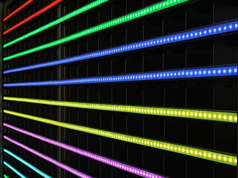Guidage lumineux put to light et bandeaux LED pour faciliter la mise en stock